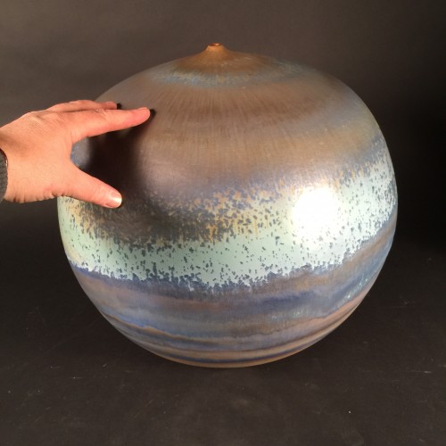 Rare large ceramic spherical bleue vase by Antonio Lampecco - circa 1970
