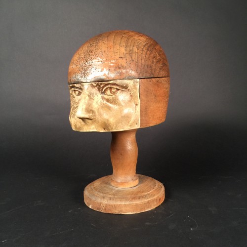 Forme / Présentoir à chapeau Art Deco ( Pierre imans ? ) - Circa 1920