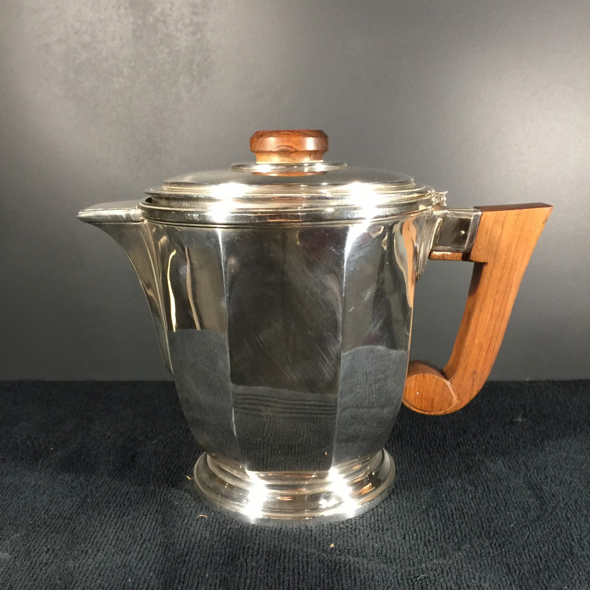 Ravinet d'Enfert, Service à café / thé Art Déco en métal ...