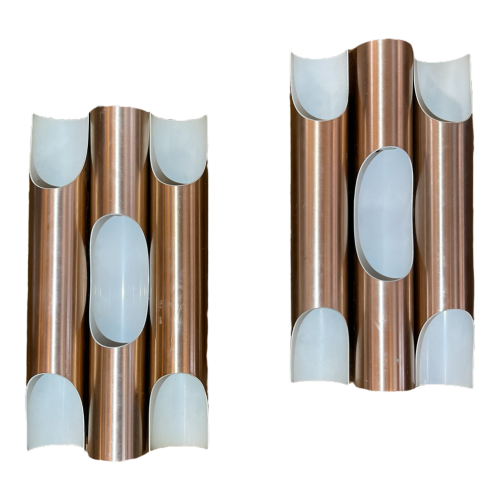 Maija Liisa Komulainen pour Raak, " FUGA " paire d'appliques Space Age " Organ Pipes ", aluminium doré cuivré 1970