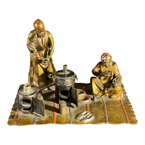 Vienna bronze orientalist Arabist sculpture "The Arab tea ceremony sellers", ca 1890